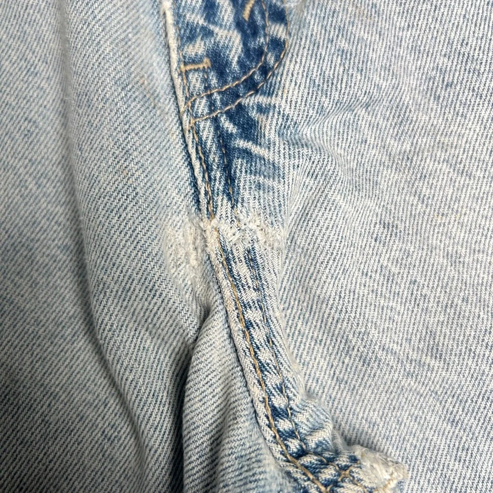 Vintage Levis L2 Baggy Fit Jeans Mens 30x31 Light Wash Denim Streetwear